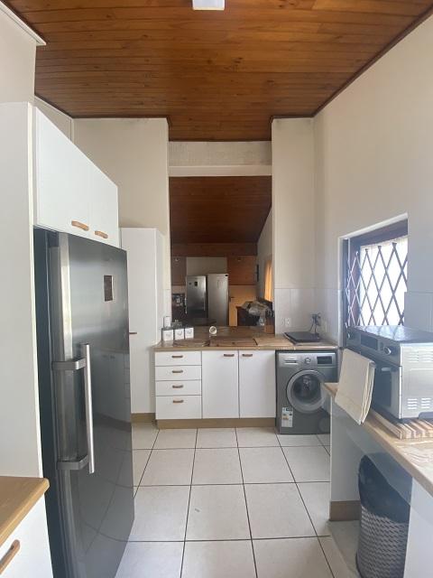 To Let 3 Bedroom Property for Rent in Fish Hoek Western Cape